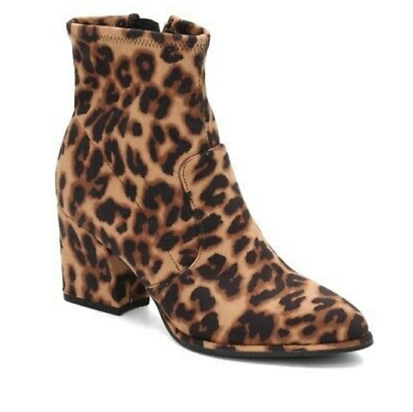 Marc Fisher Shoes - Marc Fisher Leave2 Leopard Print Ankle Boot Sz 7